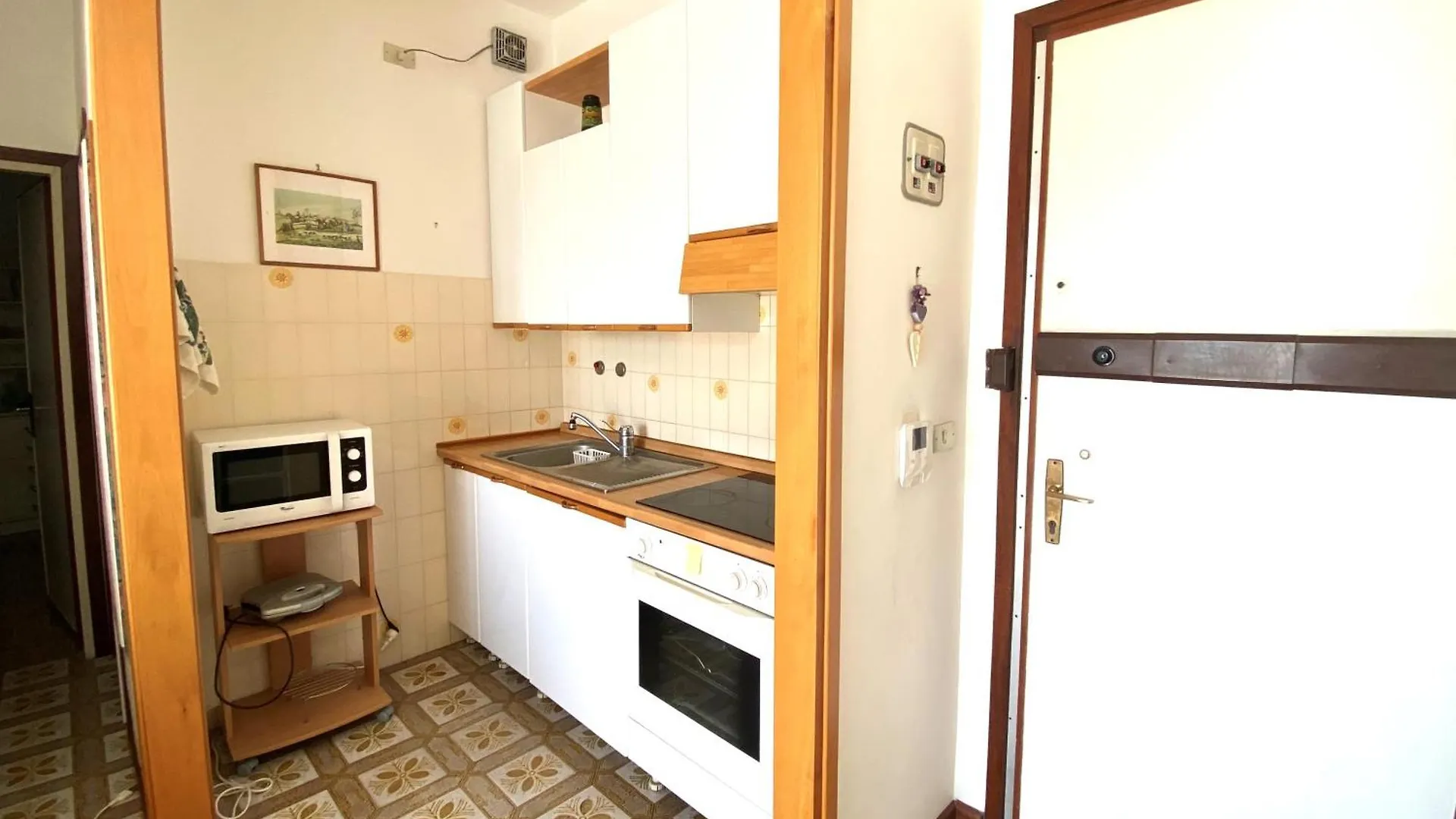 Plaza 16 - Immobiliare Living Apartment Lido di Jesolo Italy